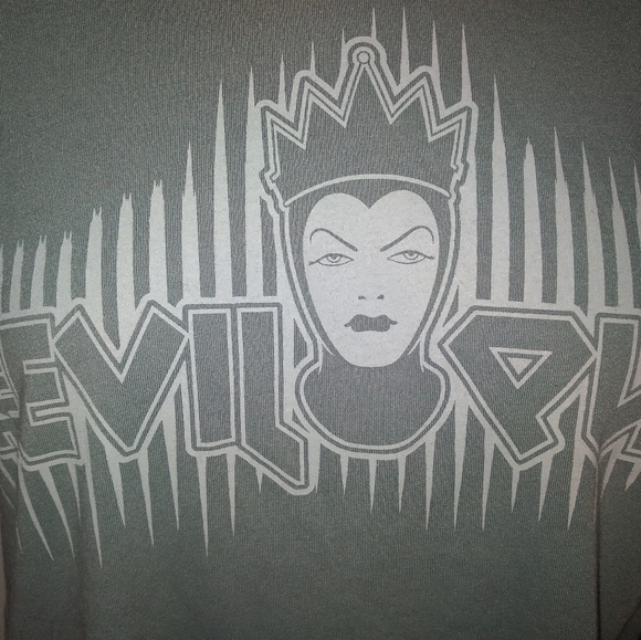 Lularoe Evil Queen baseball tee shirt - Picture 4 of 6